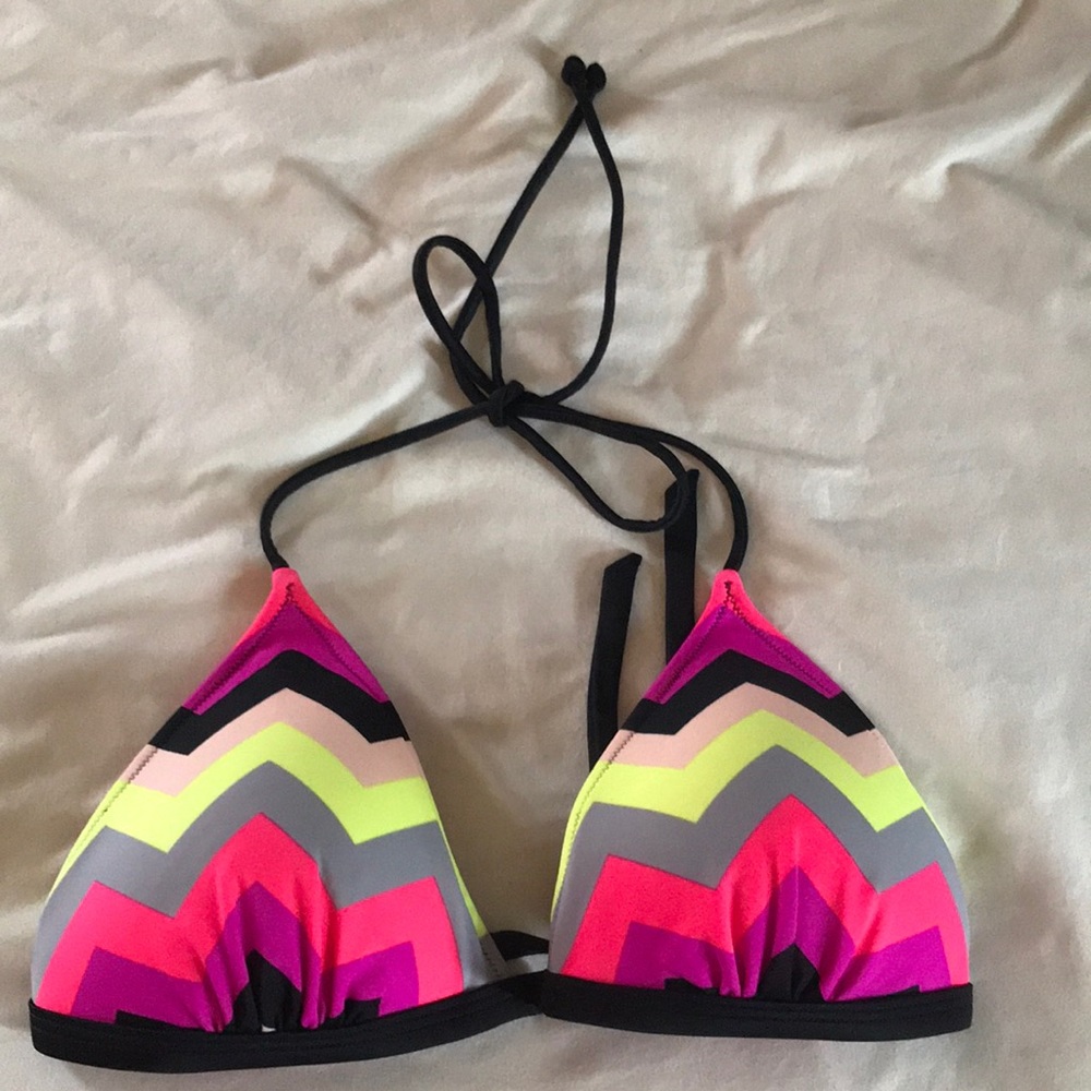 Pink bikini top